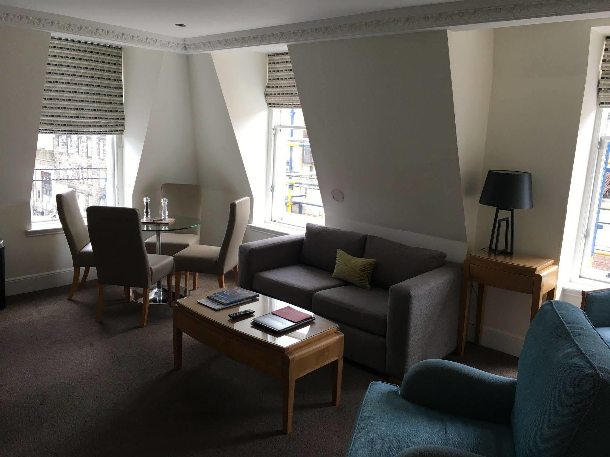 Fountain Court Apartments - Royal Garden Edinburgh Bagian luar foto